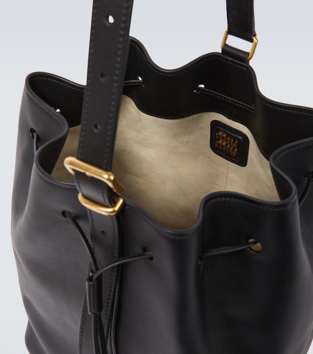 Bucket-Bag aus Leder | Miu Miu