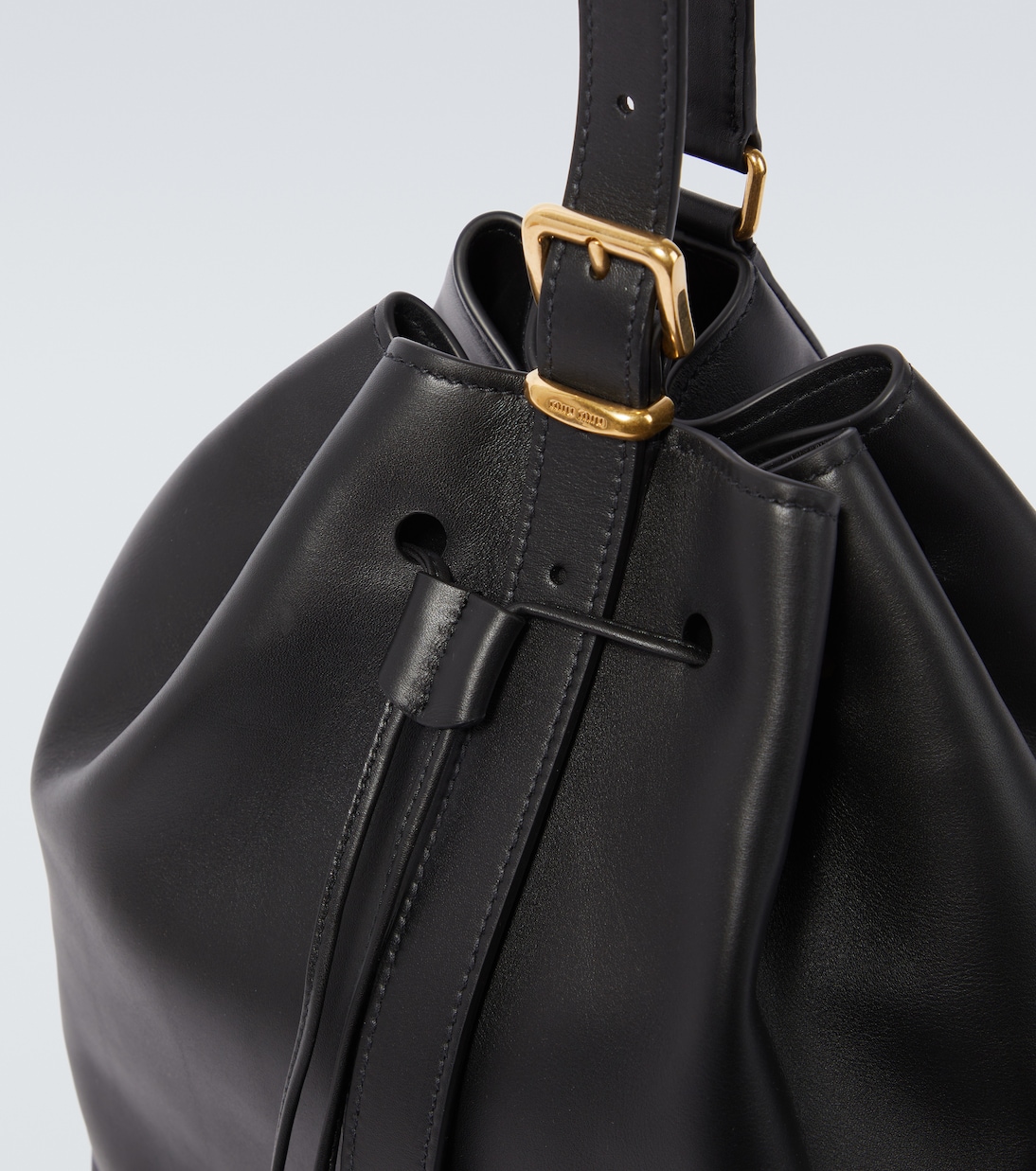 Bucket-Bag aus Leder | Miu Miu