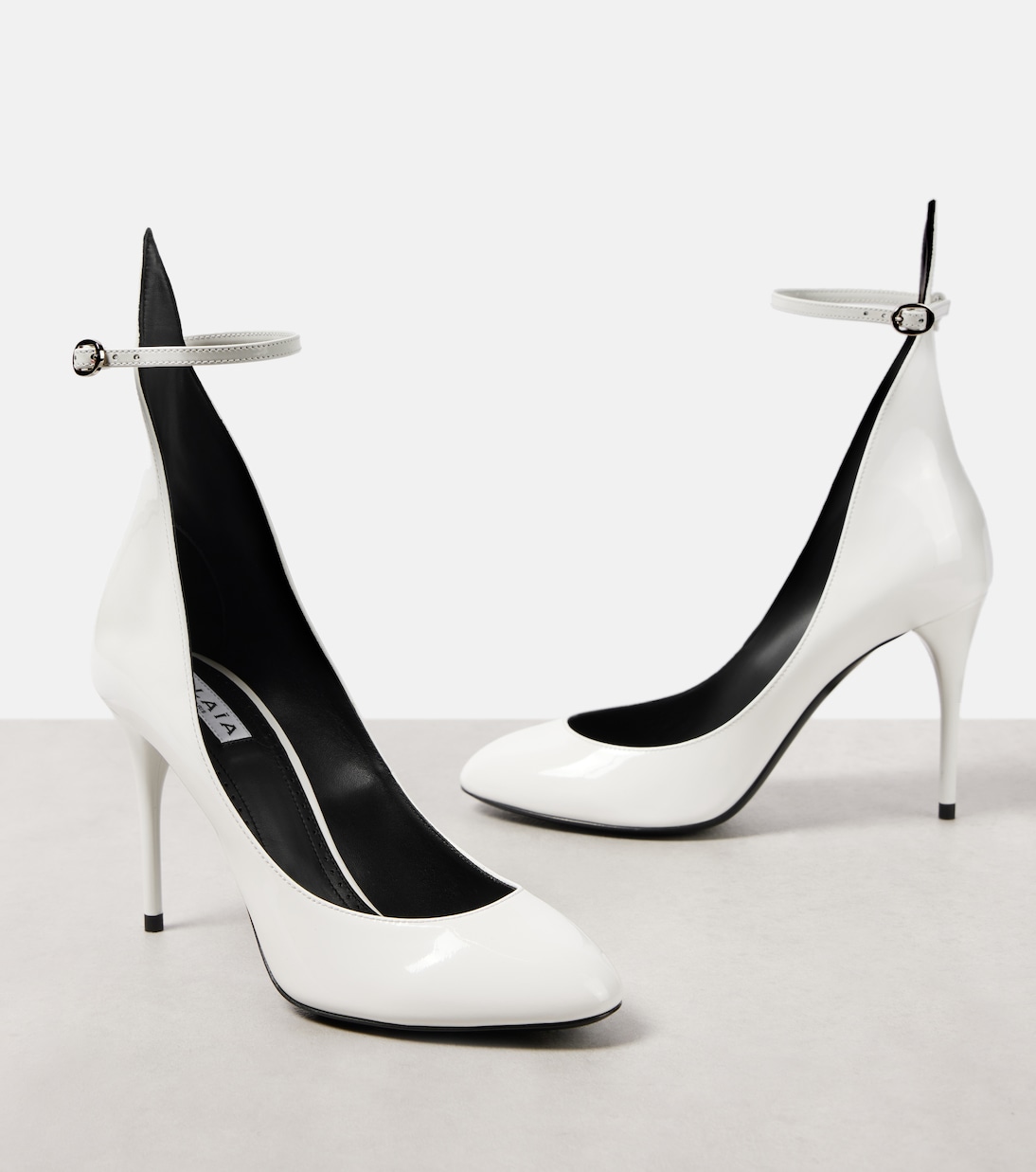 Salones Décolleté 90 de charol | Alaïa