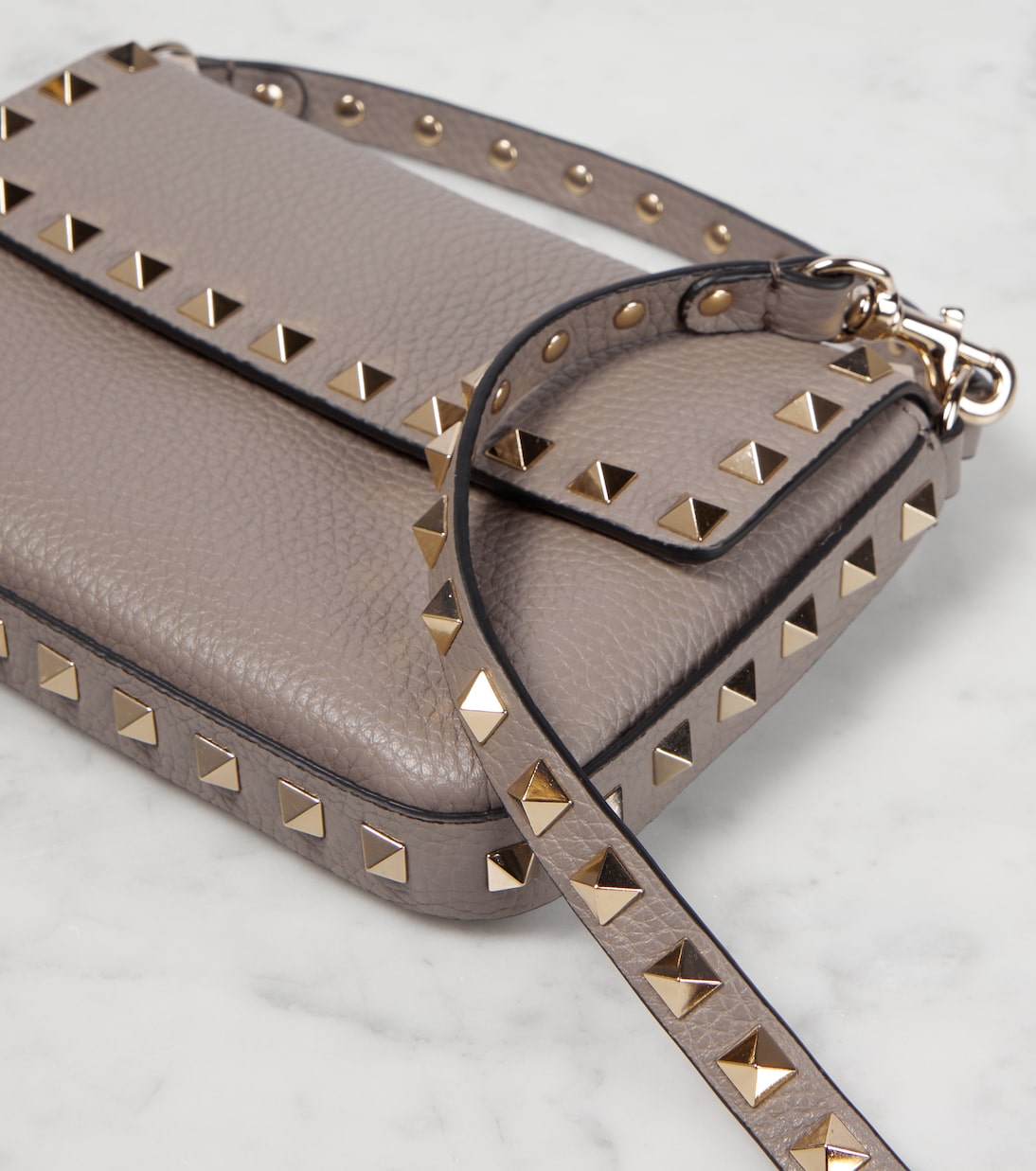 Schultertasche Rockstud Small aus Leder | Valentino Garavani