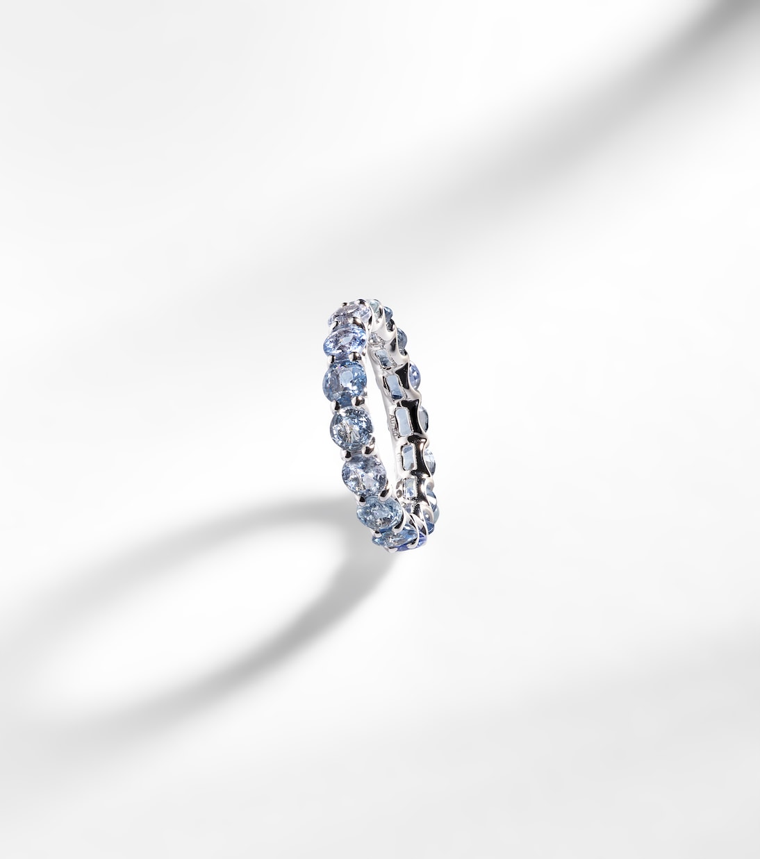 Anello Pastello in oro bianco 18kt con zaffiri - Gioielli BUCHERER per giovani eleganti