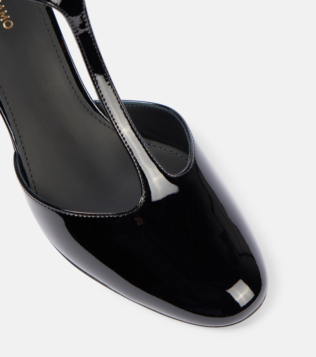 Lysandra patent leather pumps | Ferragamo