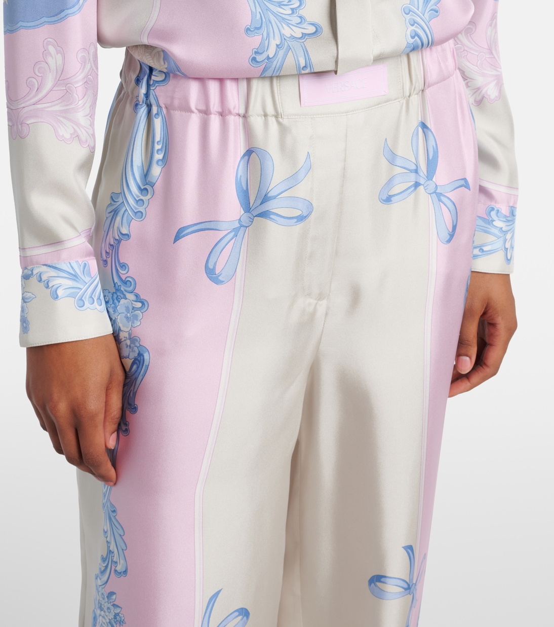 Pantaloni pigiama Medusa Cameo in twill di seta | Versace