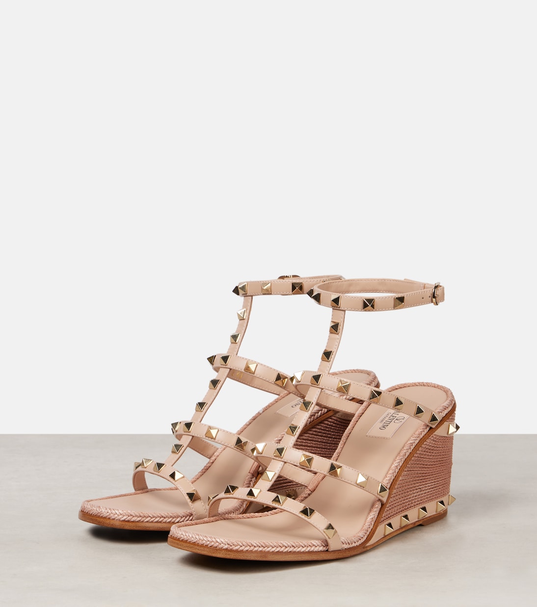 Stivaletti con zeppa Rockstud 80 in pelle Valentino Garavani per un look giovane e trendy