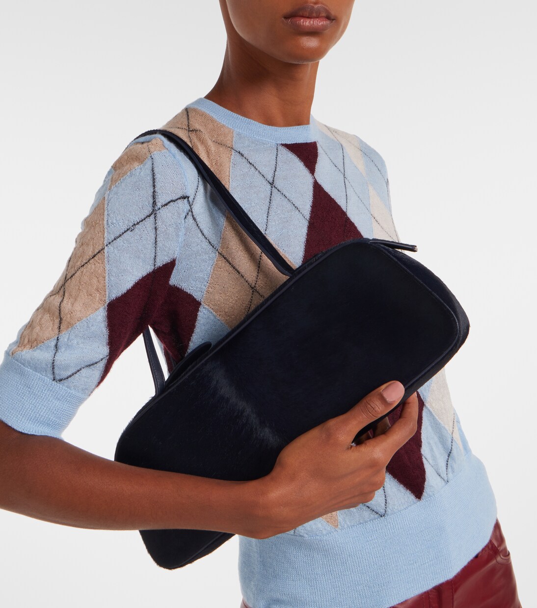 Bolso al hombro Simona de pelo de becerro | Khaite