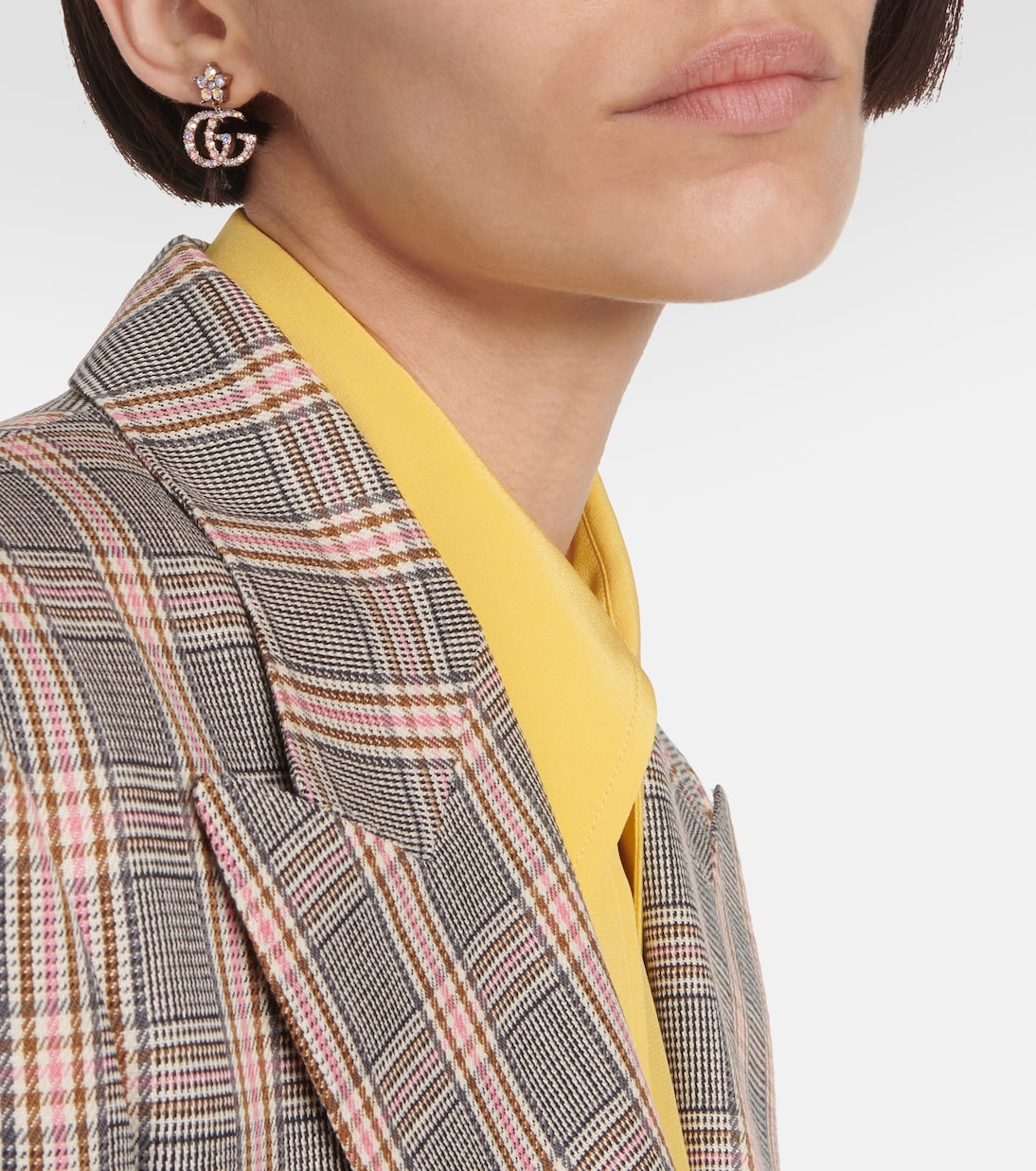 Orecchini GUCCI con dettagli in cristalli GG per uno stile giovane e raffinato