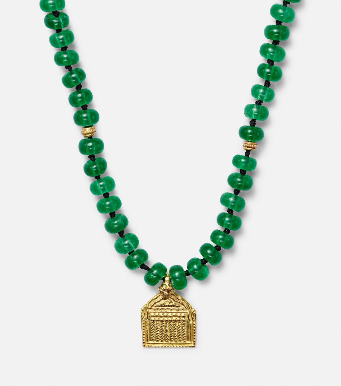Collana moderna in oro 18kt con perle e giada per giovani trendsetter