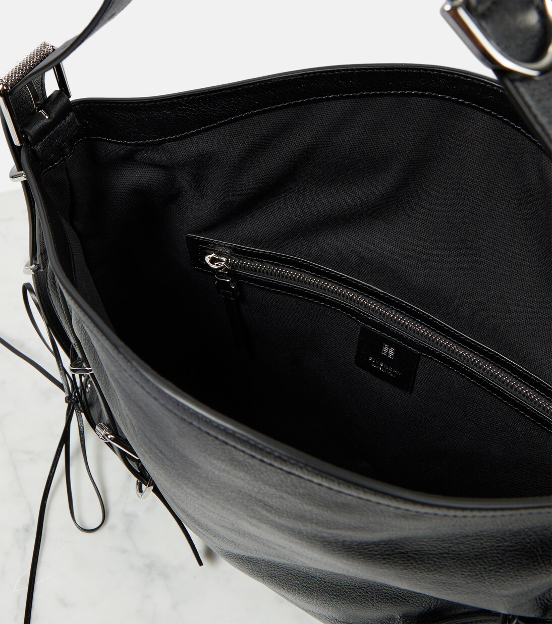 Schultertasche Voyou Medium aus Leder | Givenchy
