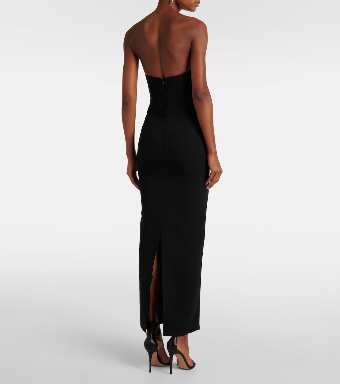 Robe | The New Arrivals Ilkyaz Ozel