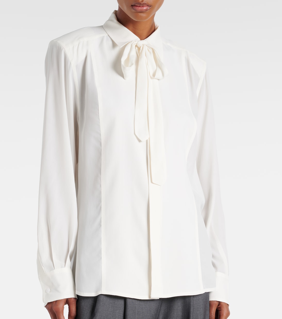 Bluse Sophie aus Satin | The Frankie Shop