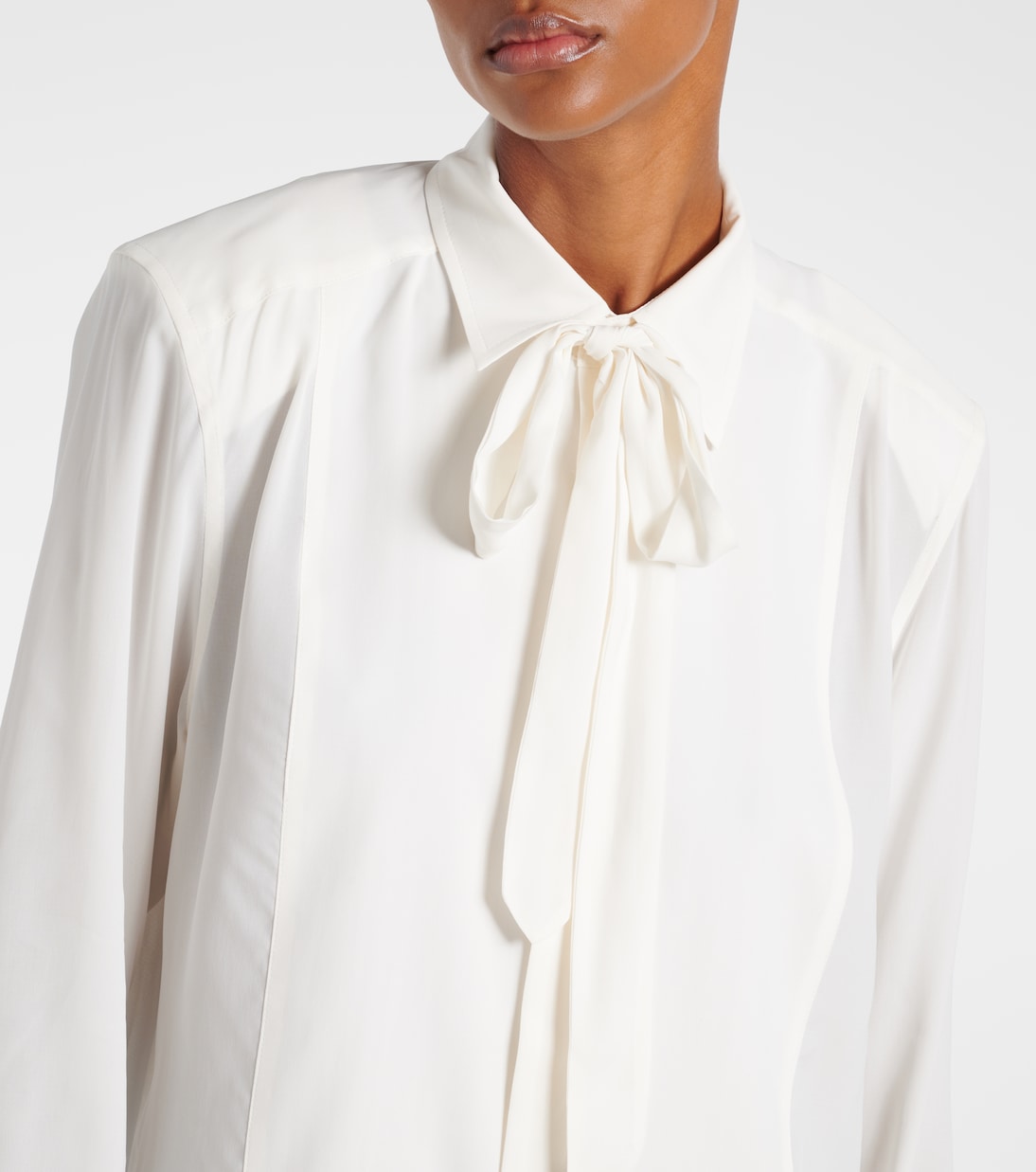 Bluse Sophie aus Satin | The Frankie Shop