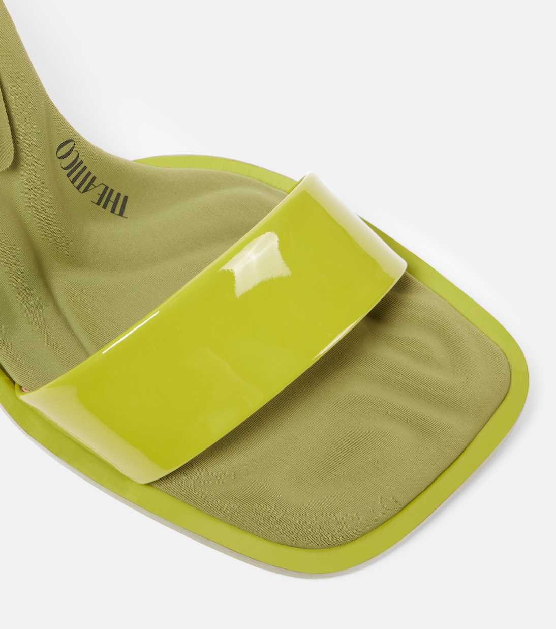 Pantoletten Mia 95 aus Lackleder | The Attico