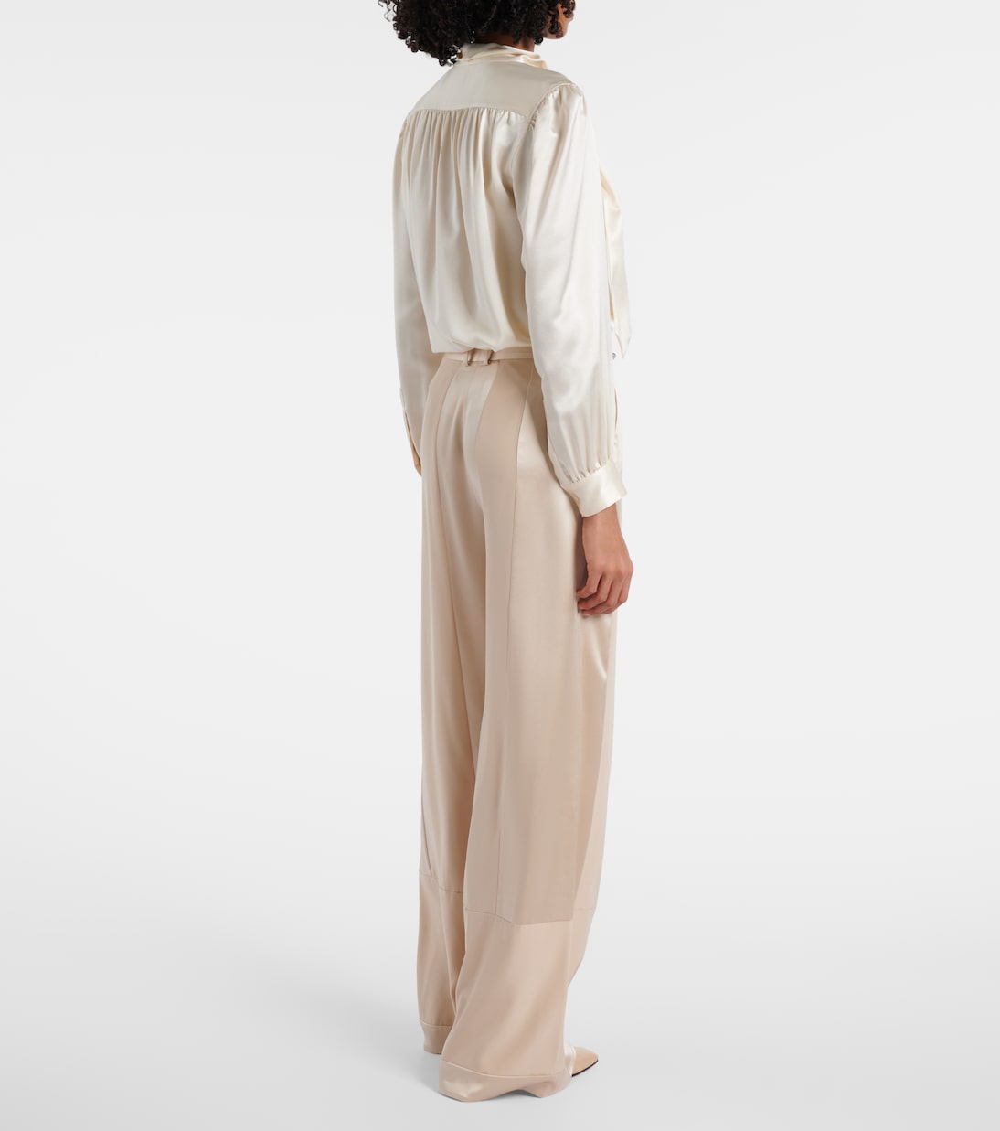 Pantaloni regular Corto in raso di seta | Joseph