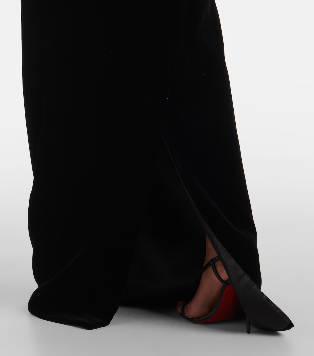 Falda midi Zada de seda de tiro alto | The New Arrivals Ilkyaz Ozel