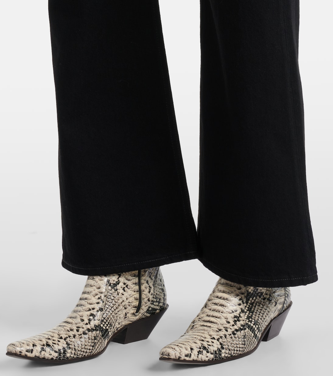 Jean droit 2021F à taille mi-haute | Acne Studios