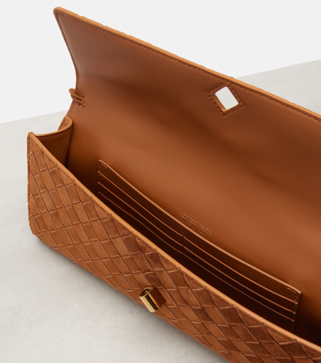 Andiamo Intrecciato suede clutch | Bottega Veneta