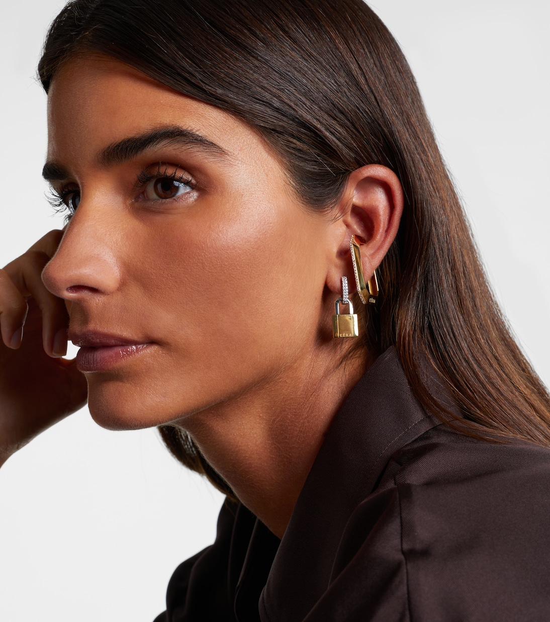 Ear cuff individual Sabrina de oro de 18 ct con diamantes | Eéra