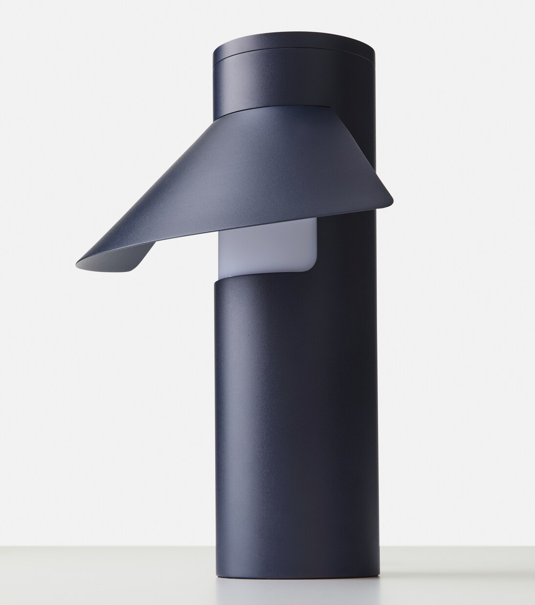 Riscio table lamp by Joe Colombo | Karakter