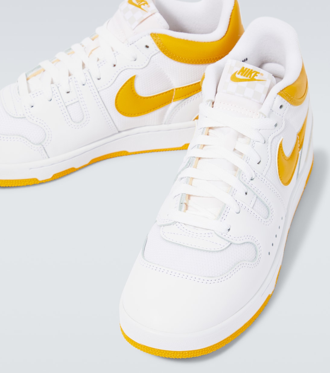 Sneakers Attack con pelle | Nike