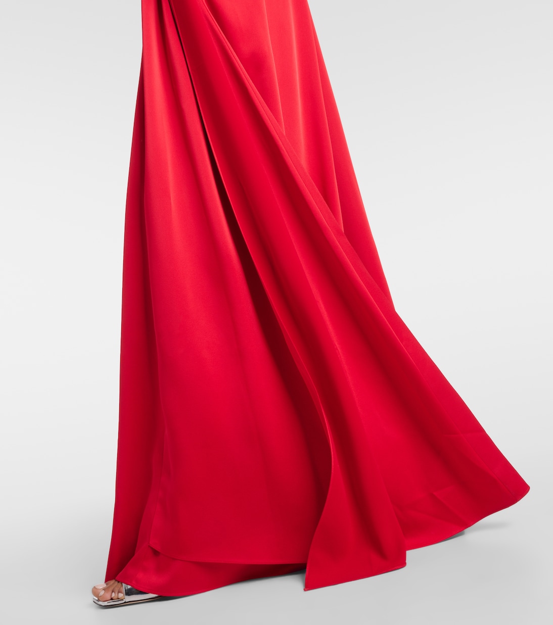 Robe Reda aus Satin | Safiyaa