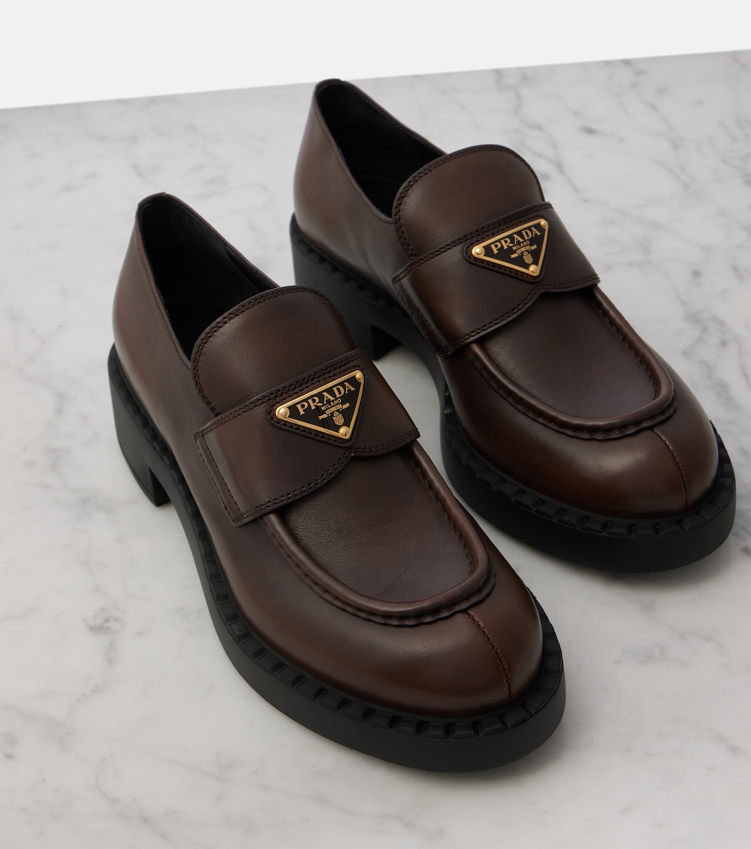 Loafers Chocolate aus Leder | Prada