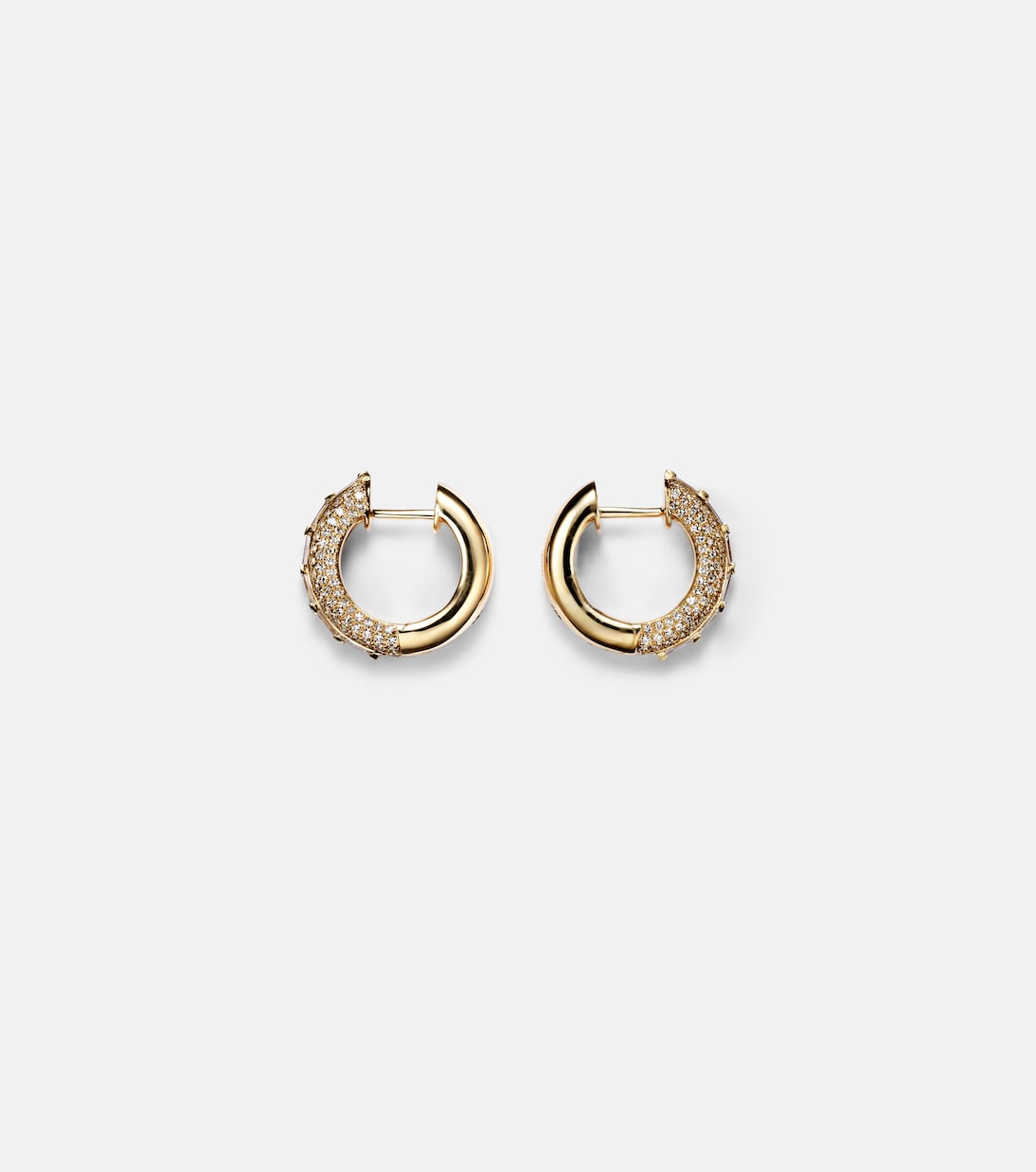 Orecchini a cerchio in oro 18kt con diamanti - stile giovane e raffinato