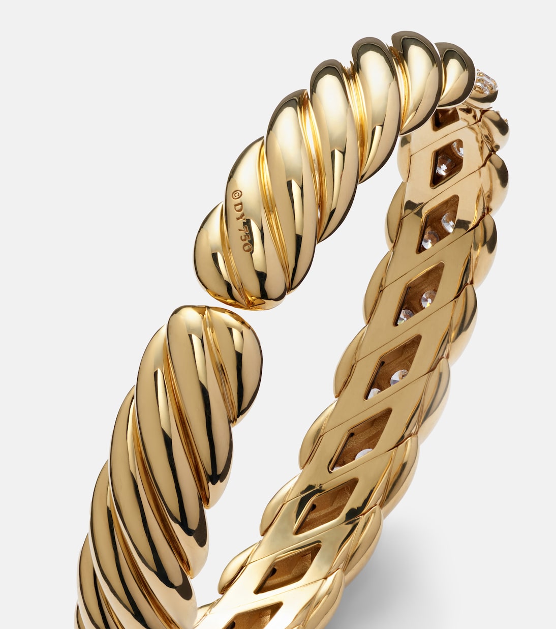 Sculpted Cable Flex 18kt gold bracelet with diamonds | David Yurman