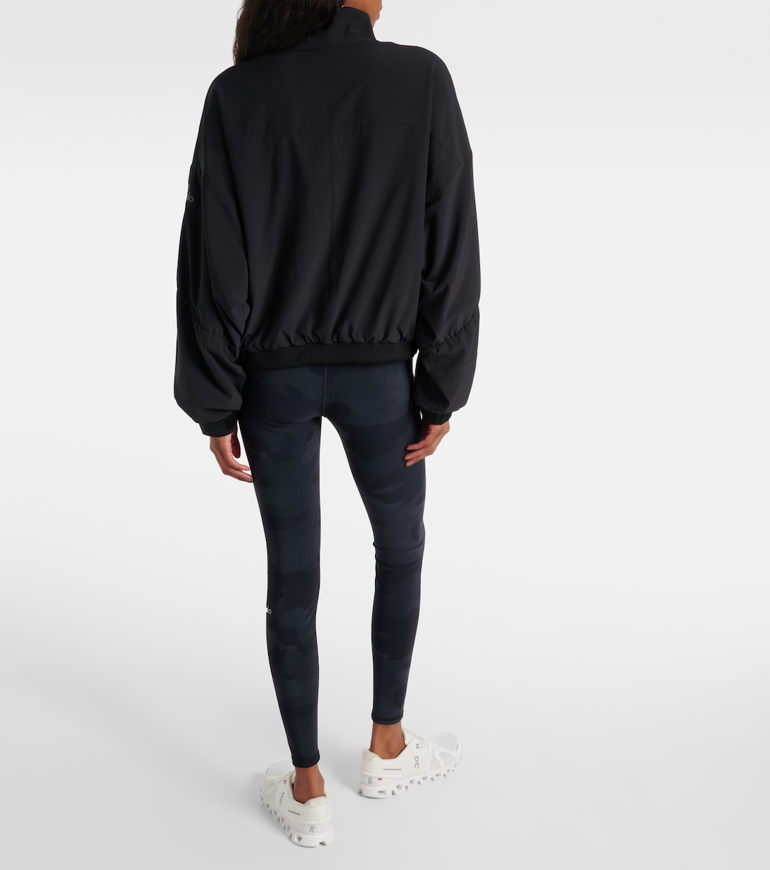 Elevation cropped jacket | Alo Yoga