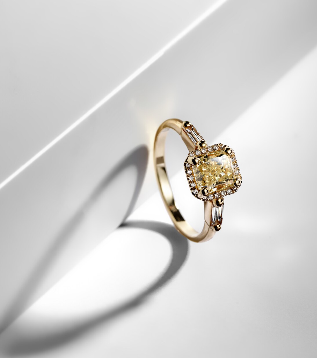 Bague en or 18 ct et diamants | Suzanne Kalan
