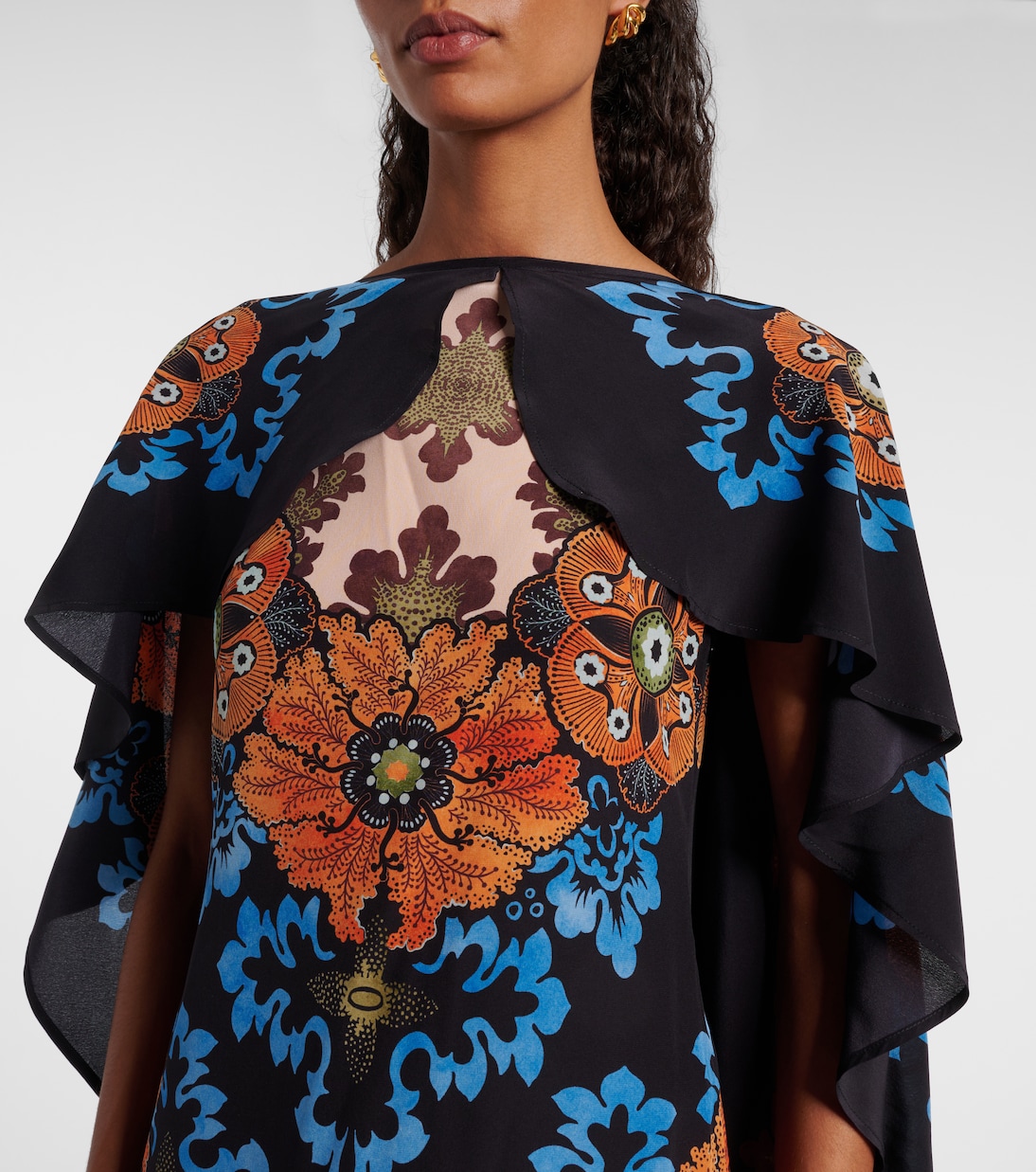 Magic caped floral silk maxi dress | La DoubleJ