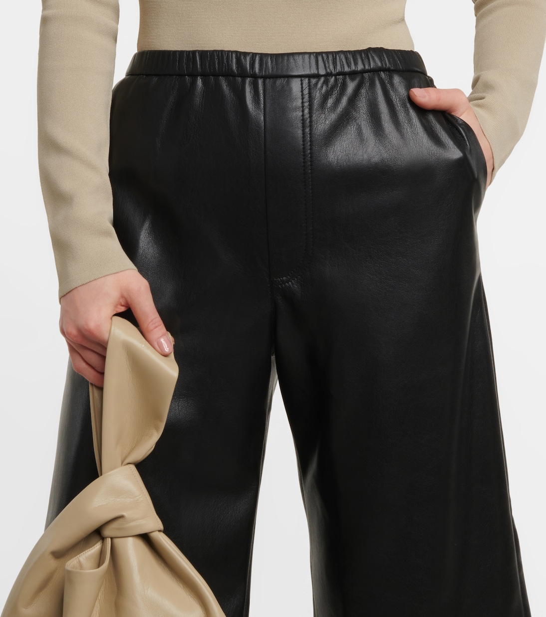 Bermudas Wendel | Nanushka