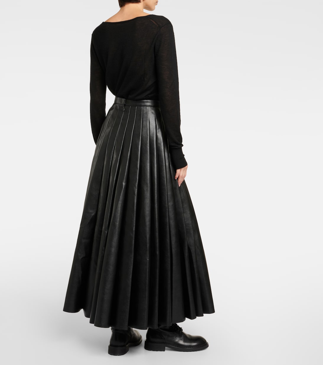 Pleated faux leather midi skirt | Junya Watanabe