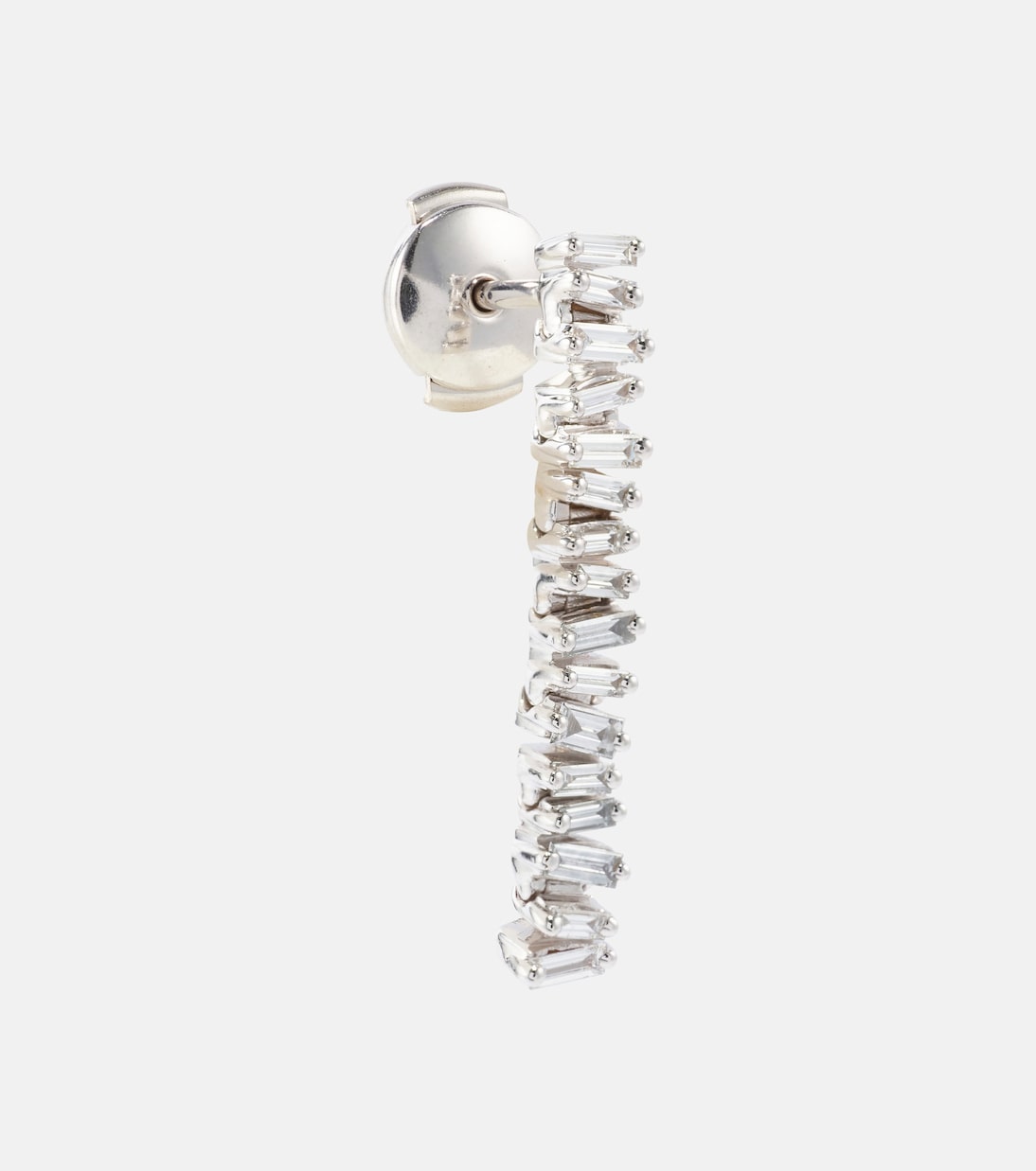 Orecchini pendenti in oro bianco 18kt con diamanti bianchi di Suzanne Kalan, perfetti per un look giovane e raffinato.