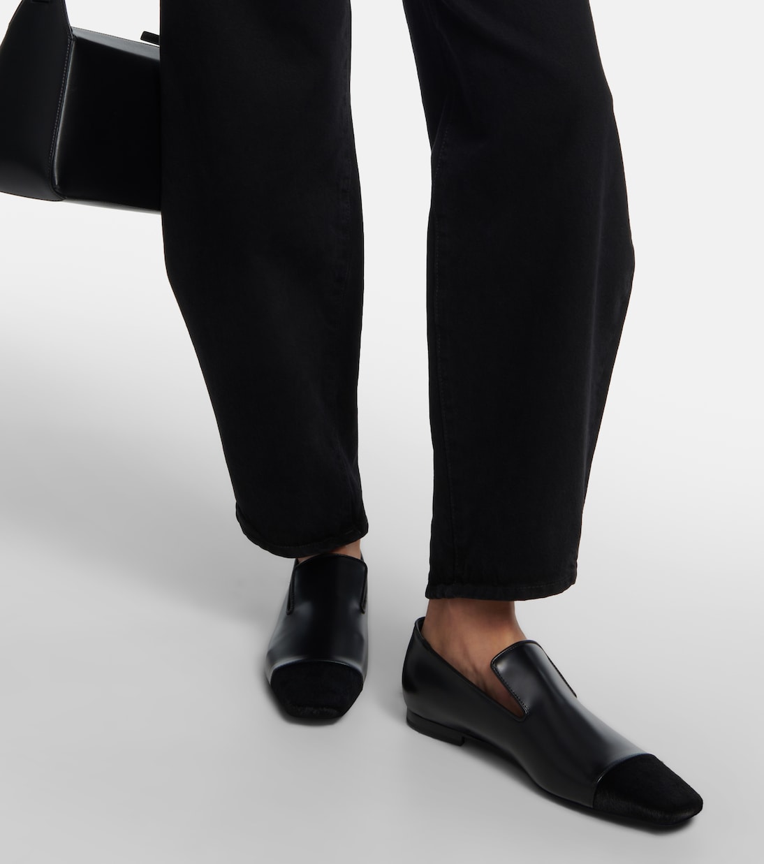 Loafers aus Leder und Kalbshaar | Toteme