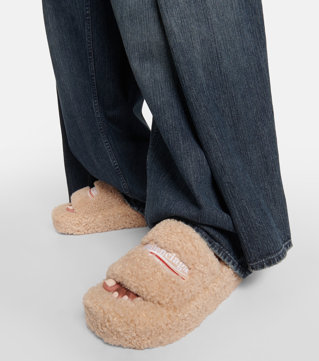 Logo faux shearling slides | Balenciaga