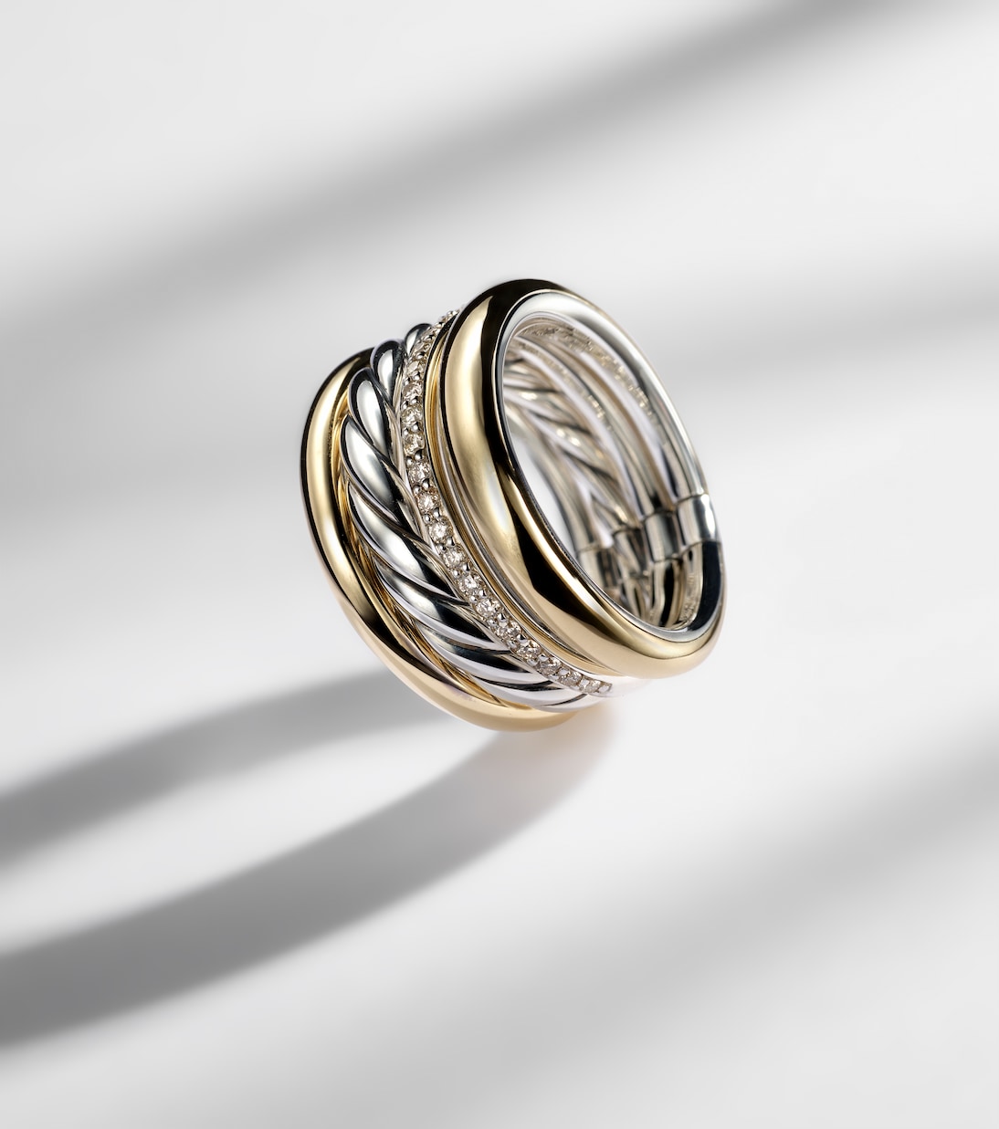Anello DY Mercer® in oro 18kt e argento sterling con diamanti | David Yurman