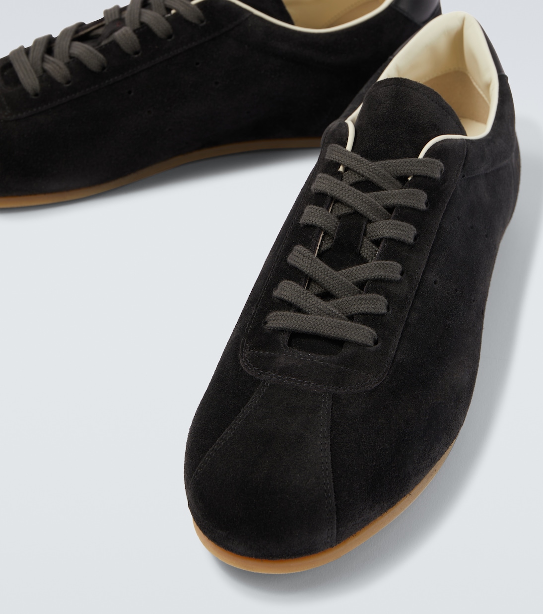 Driving suede sneakers | Common Projects
