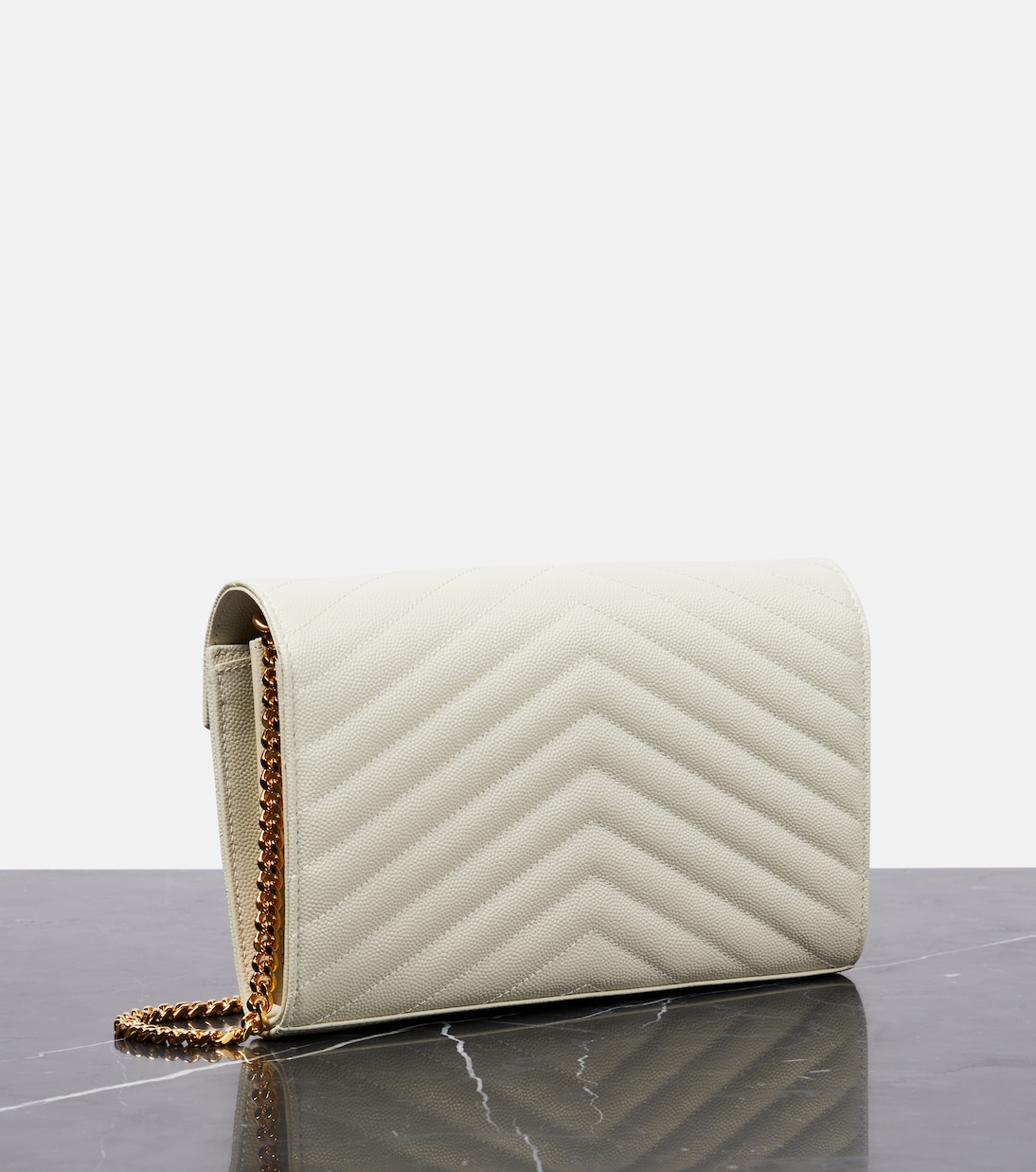 Cassandre matelassé leather wallet on chain | Saint Laurent
