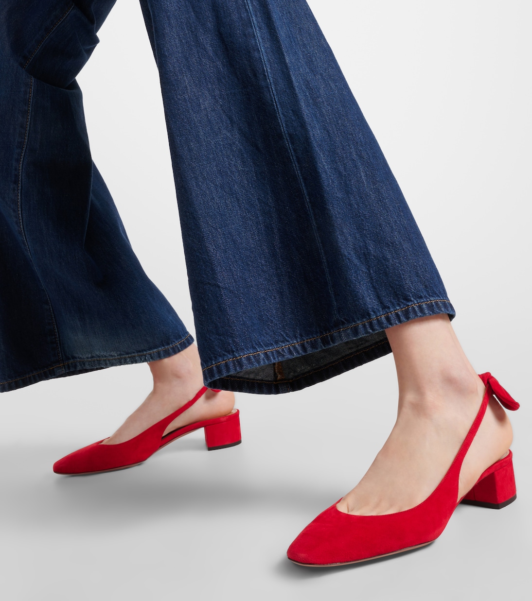 Pumps slingback Very Bow in suede | Aquazzura