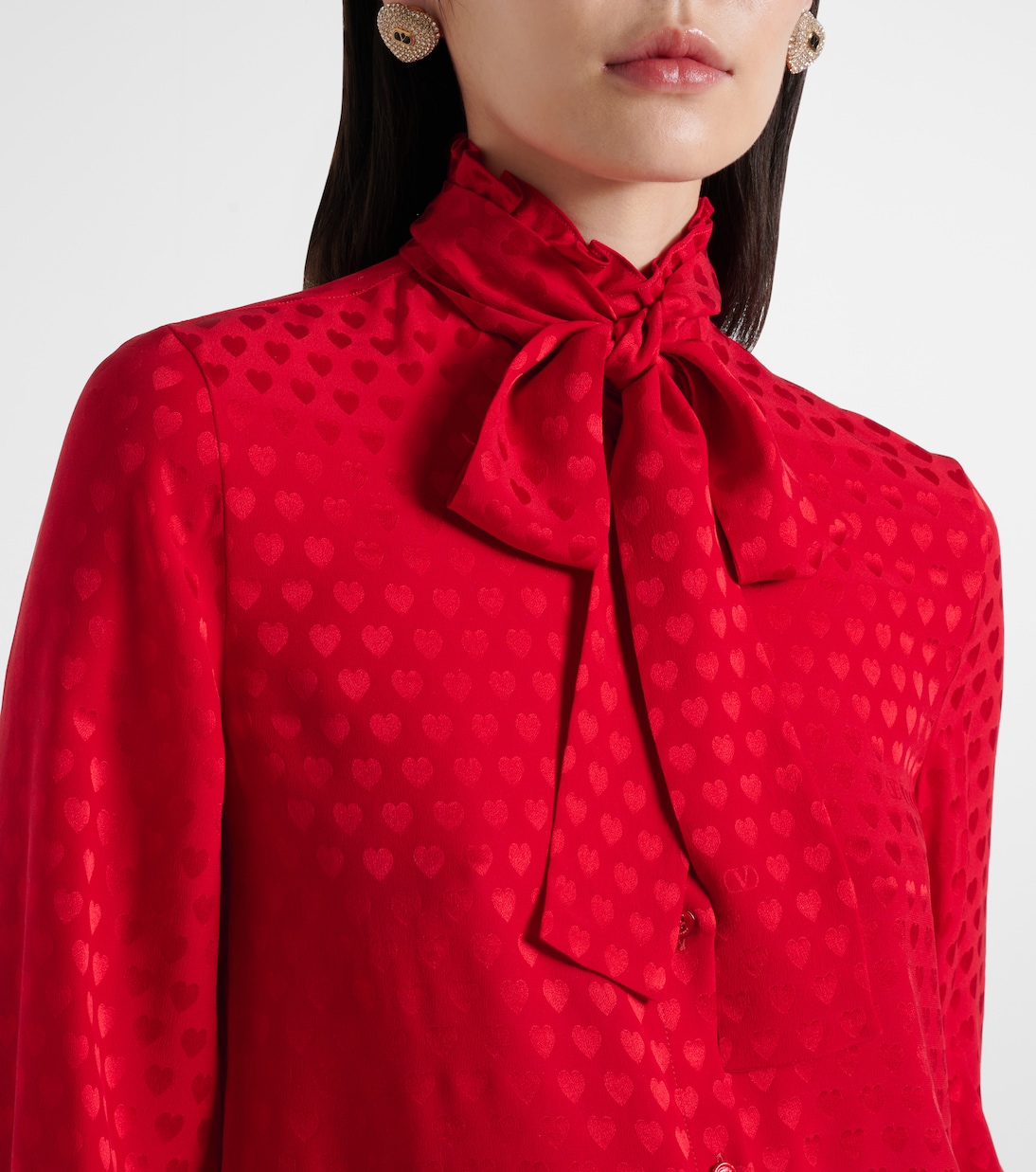 La Cour De Cœur bow-detail silk crêpe shirt | Valentino