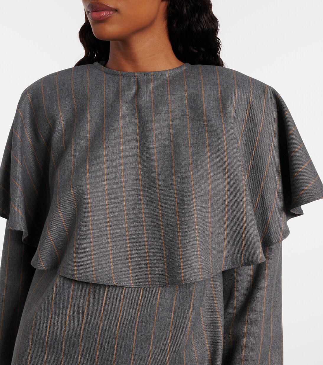 Vestido corto con raya diplomática | Ganni