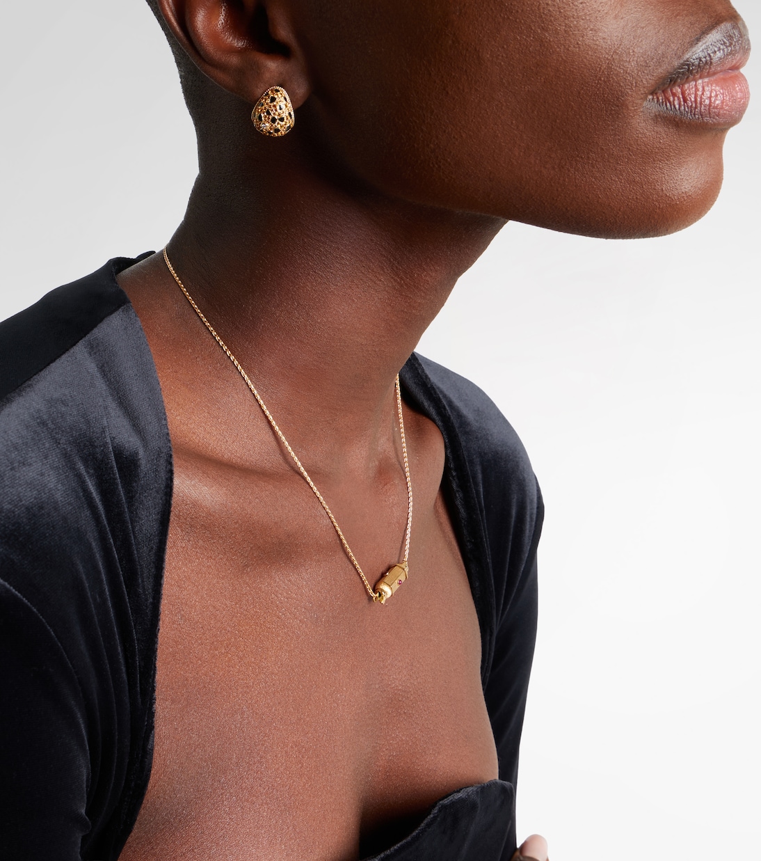 Coco Micro 18kt gold necklace with rubies | Marie Lichtenberg