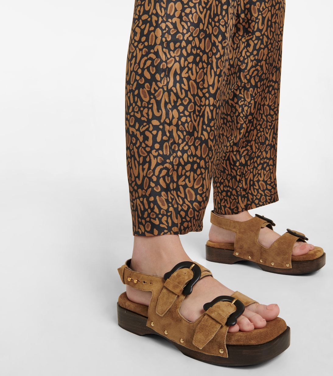 Sandalen Mahalia aus Veloursleder | Nanushka