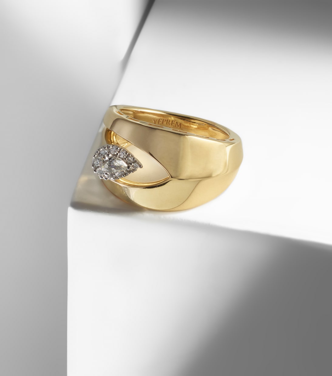 Bague en or 18 ct et diamants | Yeprem