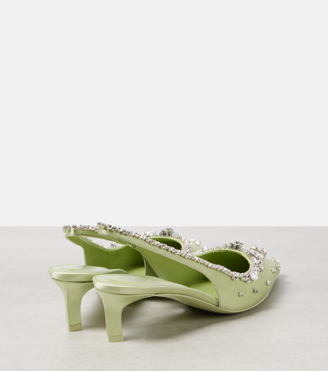Escarpins slingback en satin à cristaux | Gucci
