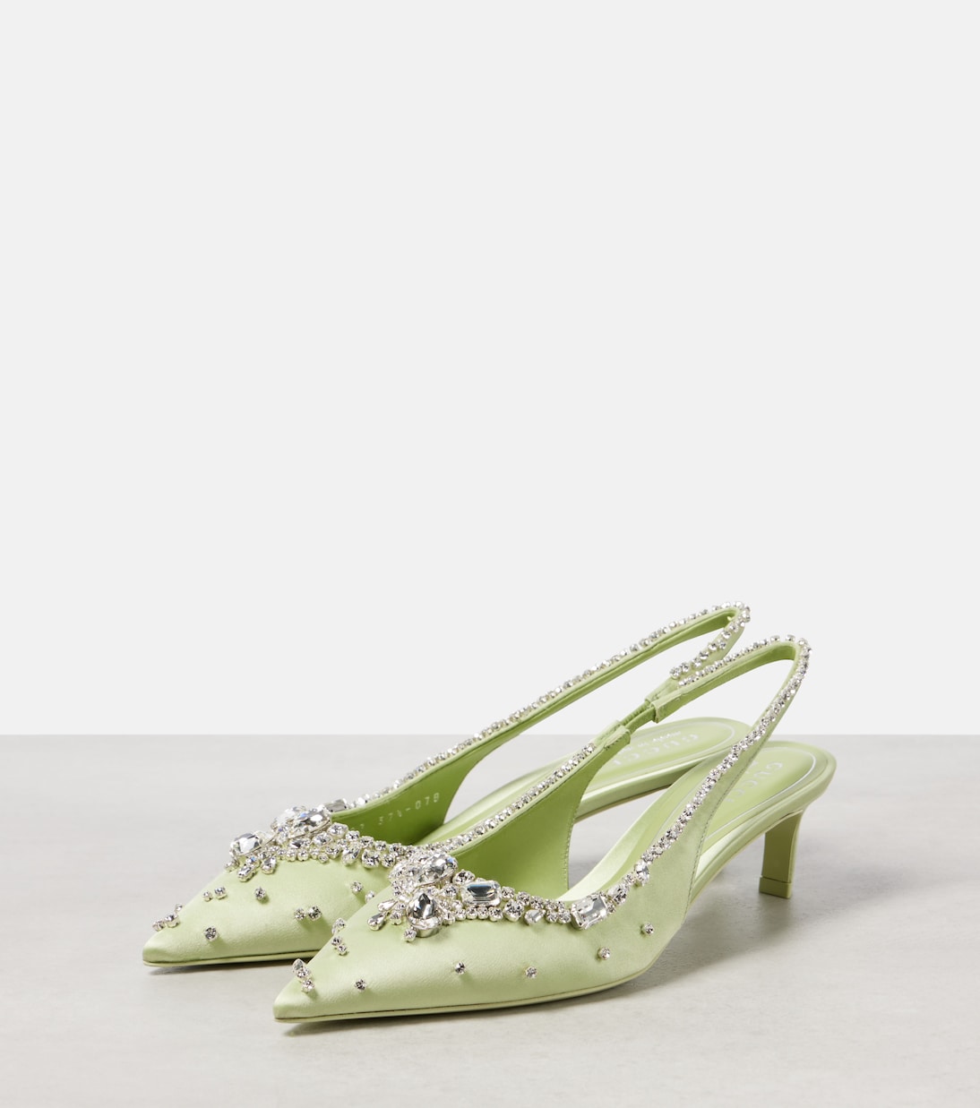 Escarpins slingback en satin à cristaux | Gucci
