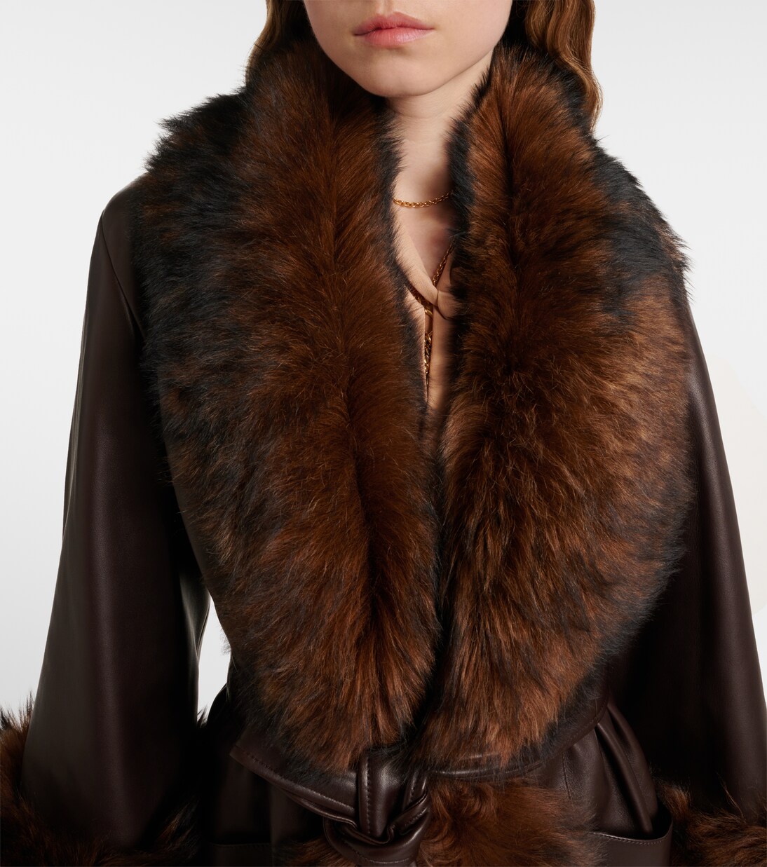 Chaqueta envolvente de piel con borrego | Chloé