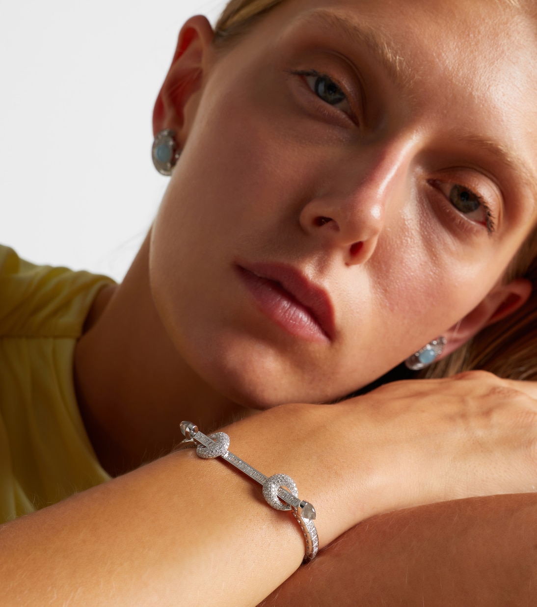 Armband Chakra aus 18kt Weißgold mit Diamanten und Quarz | Ananya