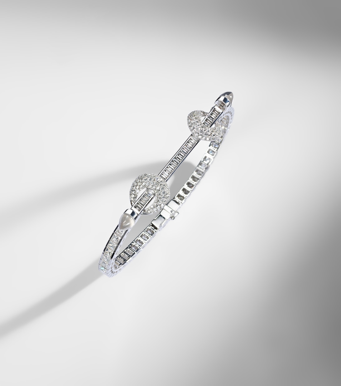 Armband Chakra aus 18kt Weißgold mit Diamanten und Quarz | Ananya