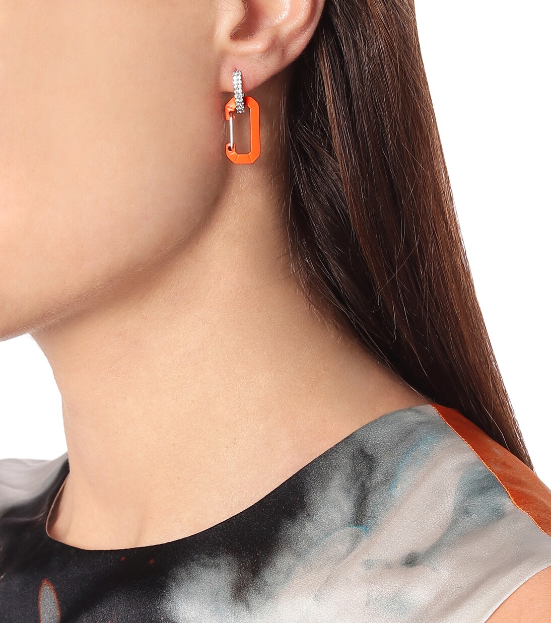 Boucle d'oreille unique Chiara Small en or blanc 18 ct et diamants | Eéra
